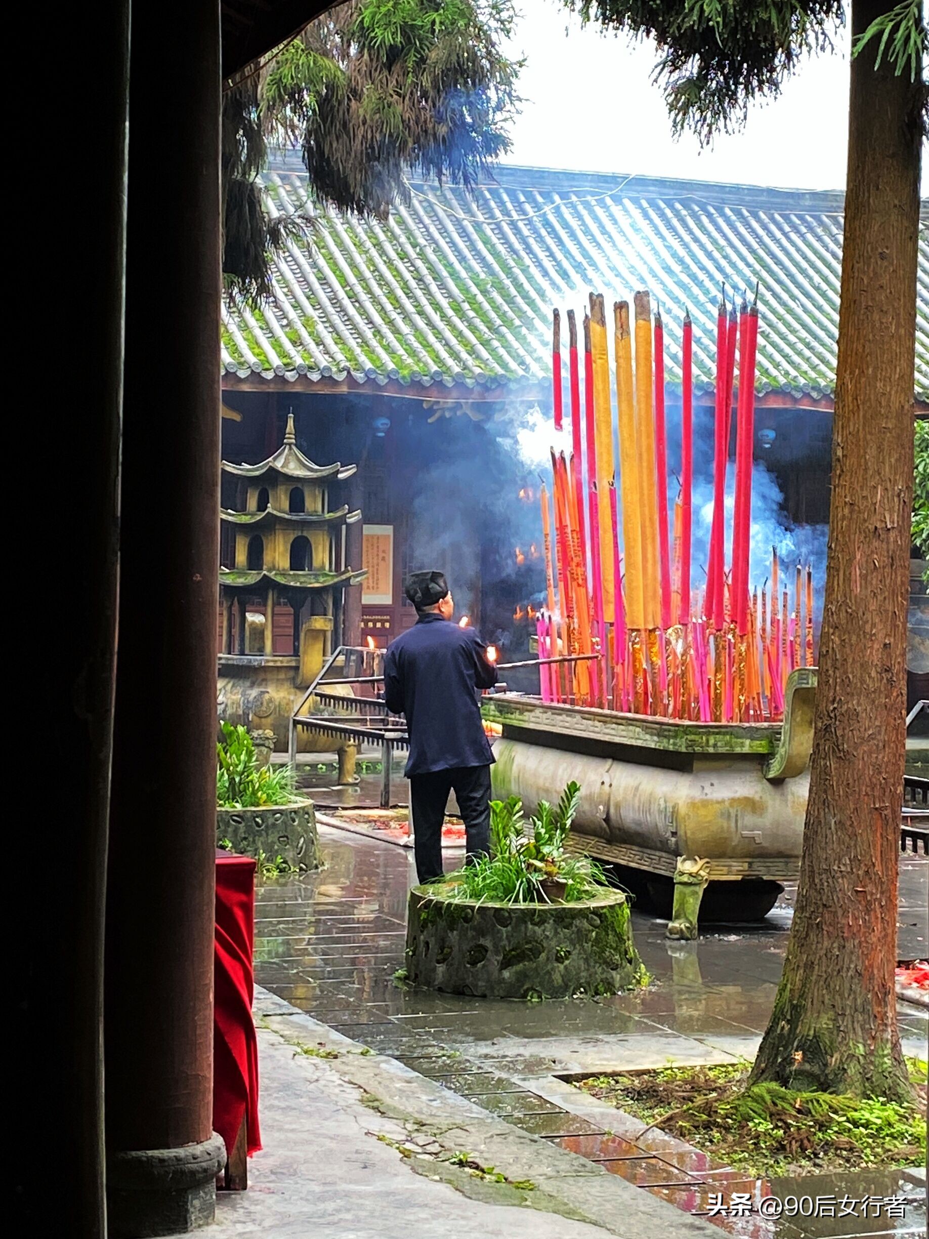 走进山间的小路感受大自然,成都深山老林旅游最好去处