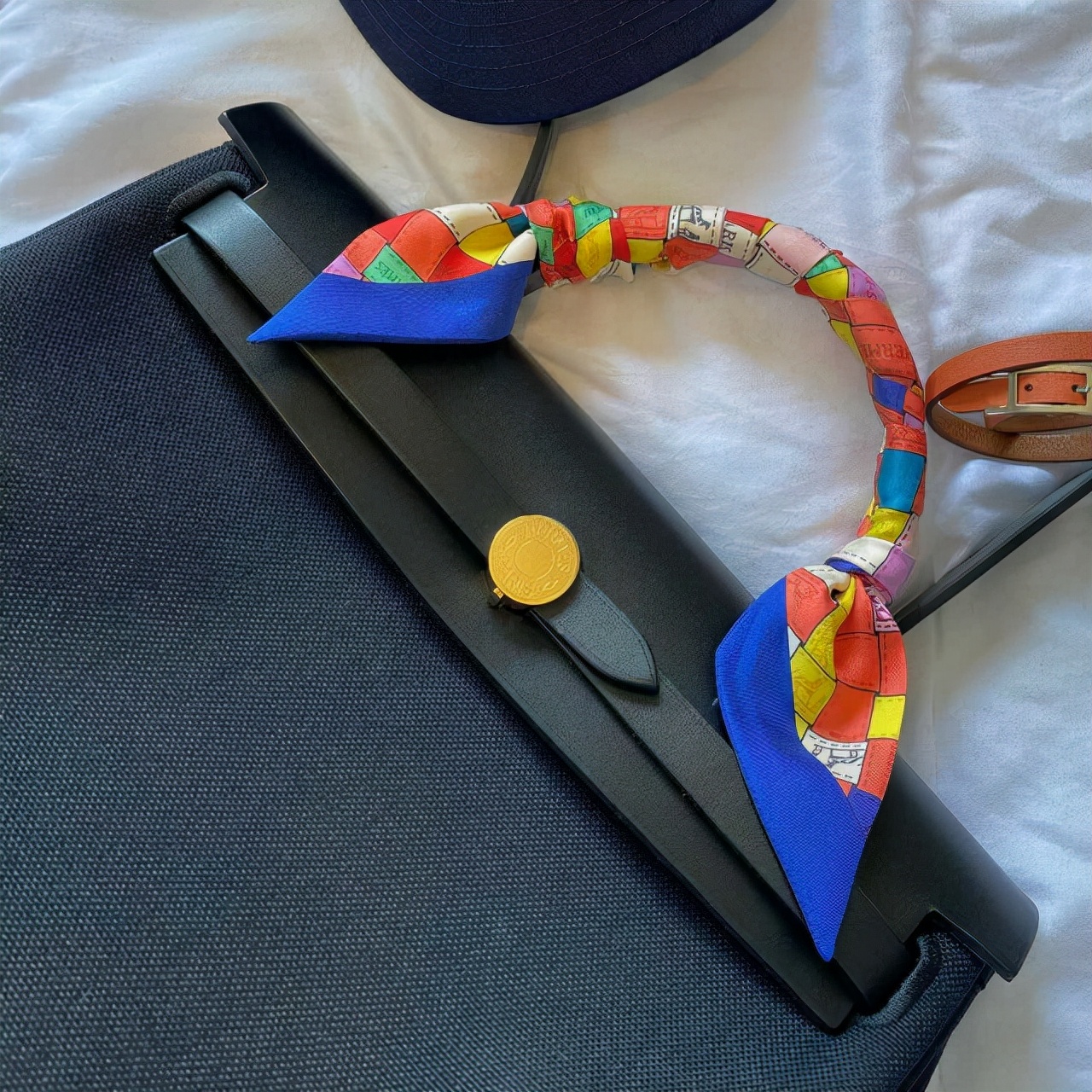 爱马仕斜挎包hermes,爱马仕入门款herbag锁头