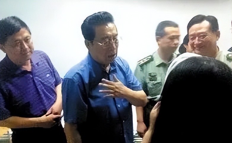 李双江之子李天一怎么了,李双江之子李天一近况