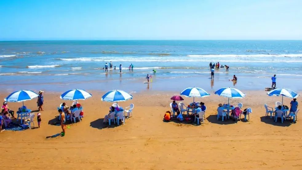 唐山海岸几月份可以玩水,避暑玩水好去处