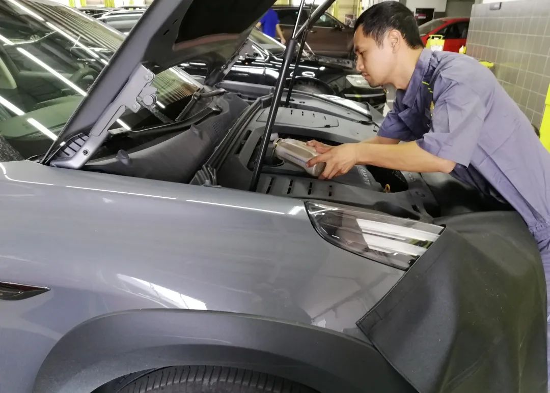 德熙邀您一起-打卡透明车间,体验DIY钥匙扣