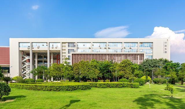 高校行政岗位有啥要求,高校行政岗前景怎么样