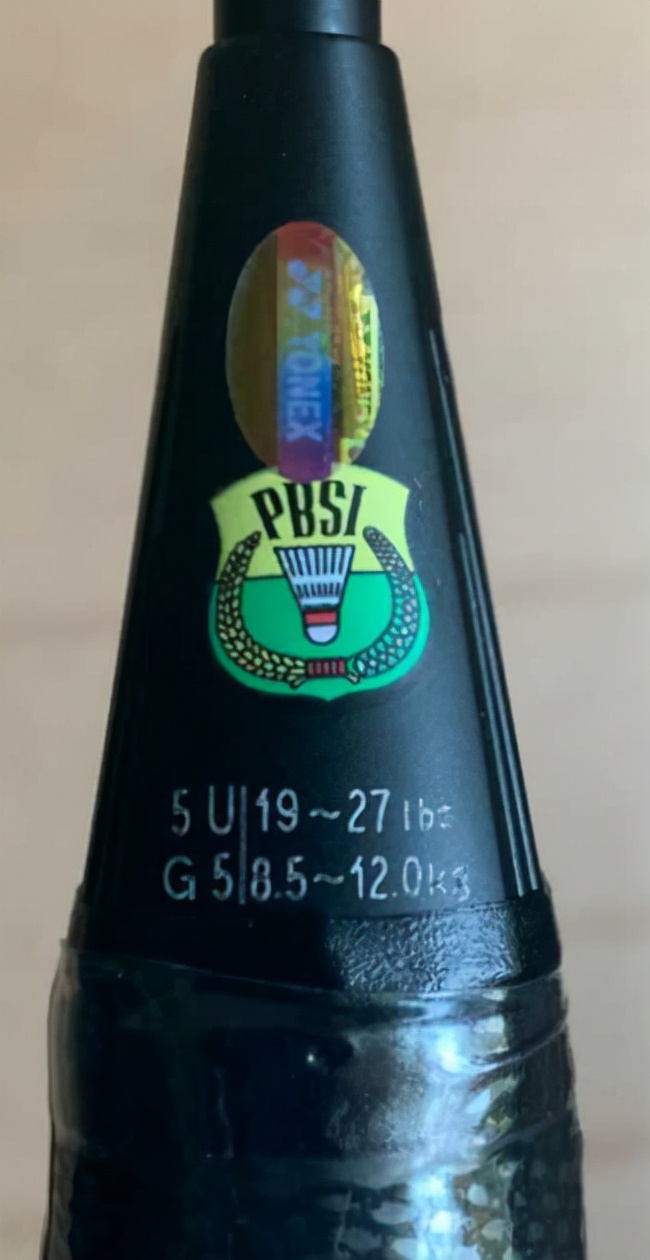 新手入门羽毛球拍线怎么选,怎么正确选羽毛球球拍