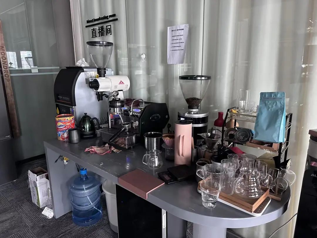 焕杂谈丨聊聊“小作坊”水月雨