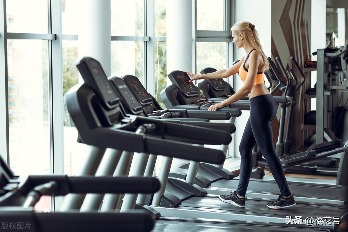 跑步机减肥最佳方法与注意事项