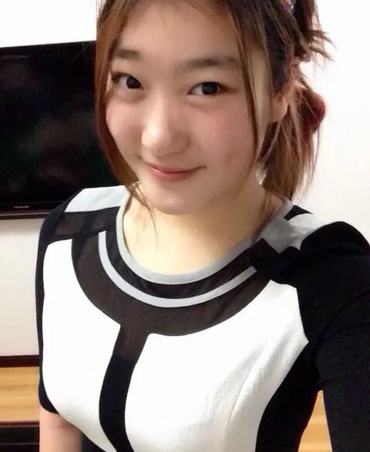 通过40张生活照，了解女篮女神李梦，现任国手、中尉、勒布朗-梦