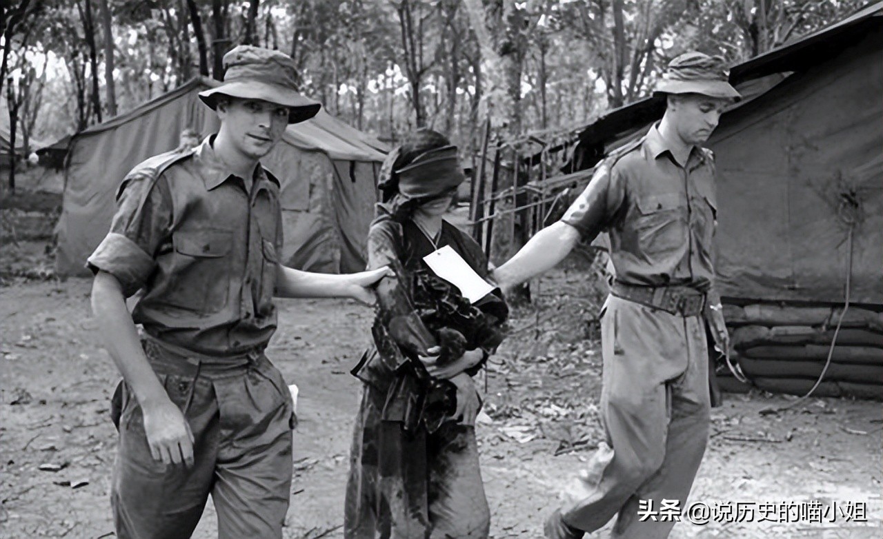 越南战争时期，美军是如何刑讯逼供落入手中的越南女兵？