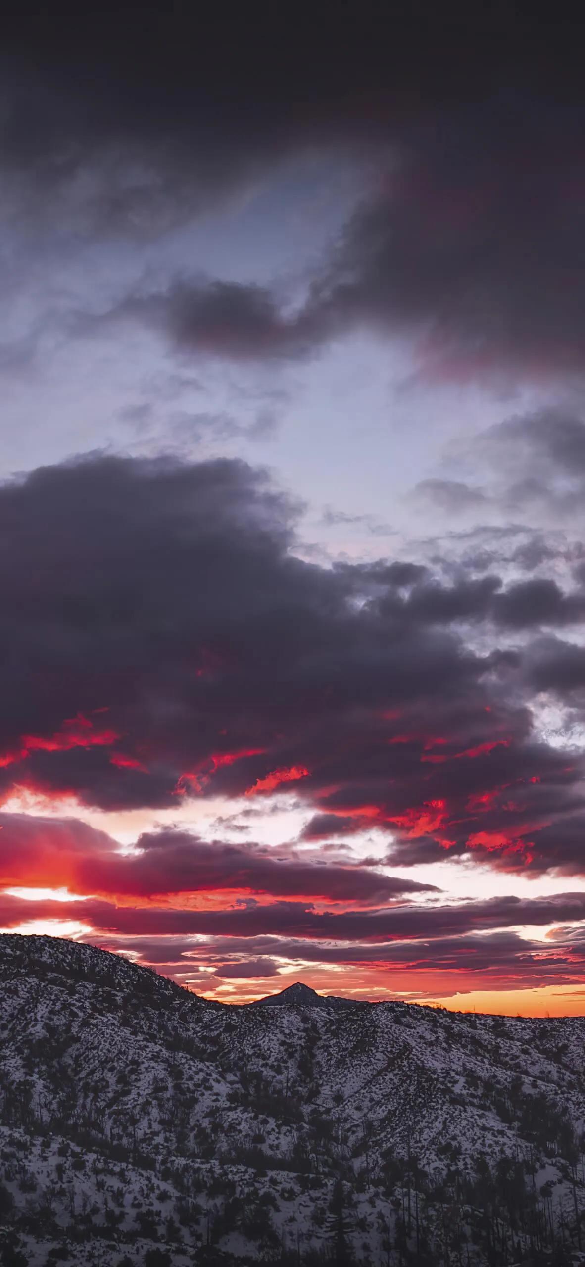 苹果14超清壁纸图片,苹果14高清壁纸4k全屏动漫