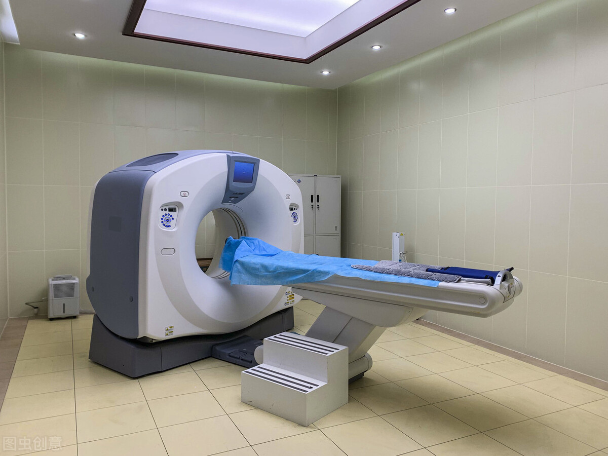 重视体检,远离烟酒,养护肝肺胃,构筑父亲健康的家庭防线