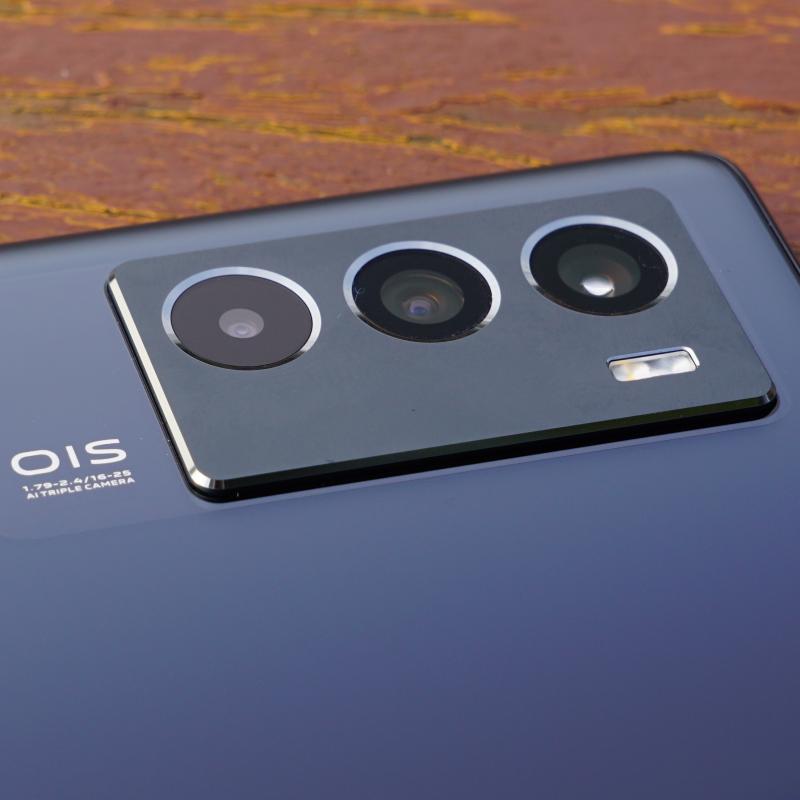 游戏拍照两不误的iqoo手机1500以内,iqooneo5快充