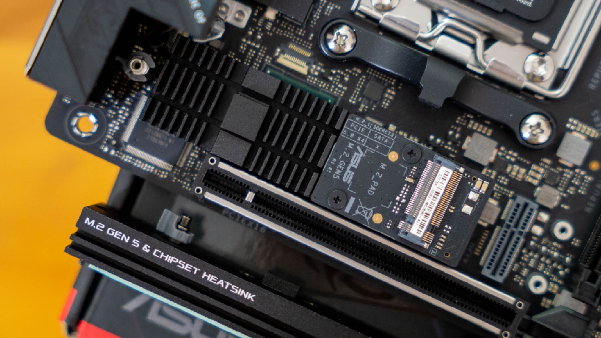 amd最新移动处理器锐龙7000,amd发布锐龙7000处理器价格