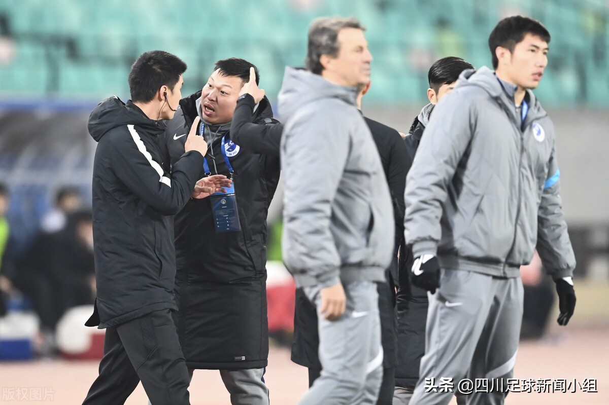 大连万达退出足坛原因,万达辟谣退出足球