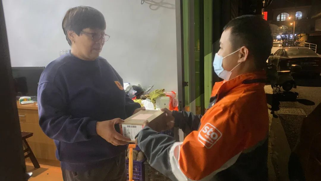 申通圆通中通百世德邦韵达,京东顺丰申通中通德邦快递对比