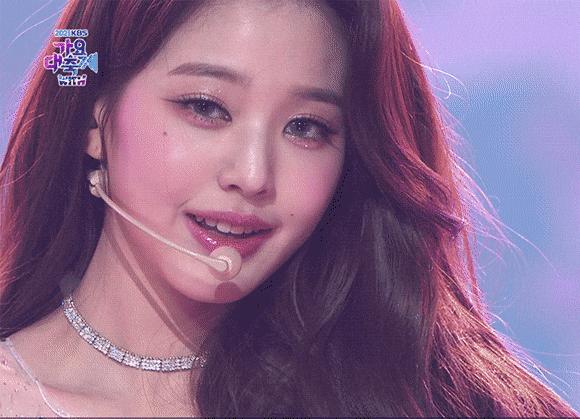 如何知道自己的脸往哪一边歪,怎么知道自己的脸是不是歪的