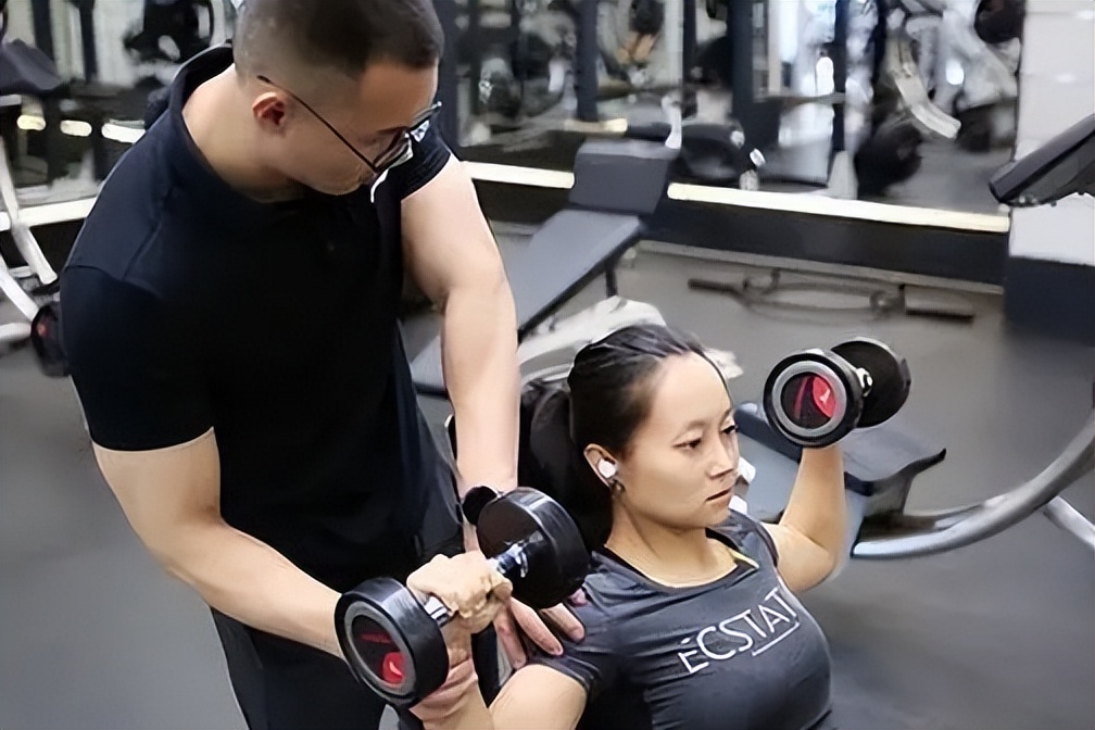 温州健身房“性丑闻”爆出：人一旦没了“底线”，究竟有多可怕？