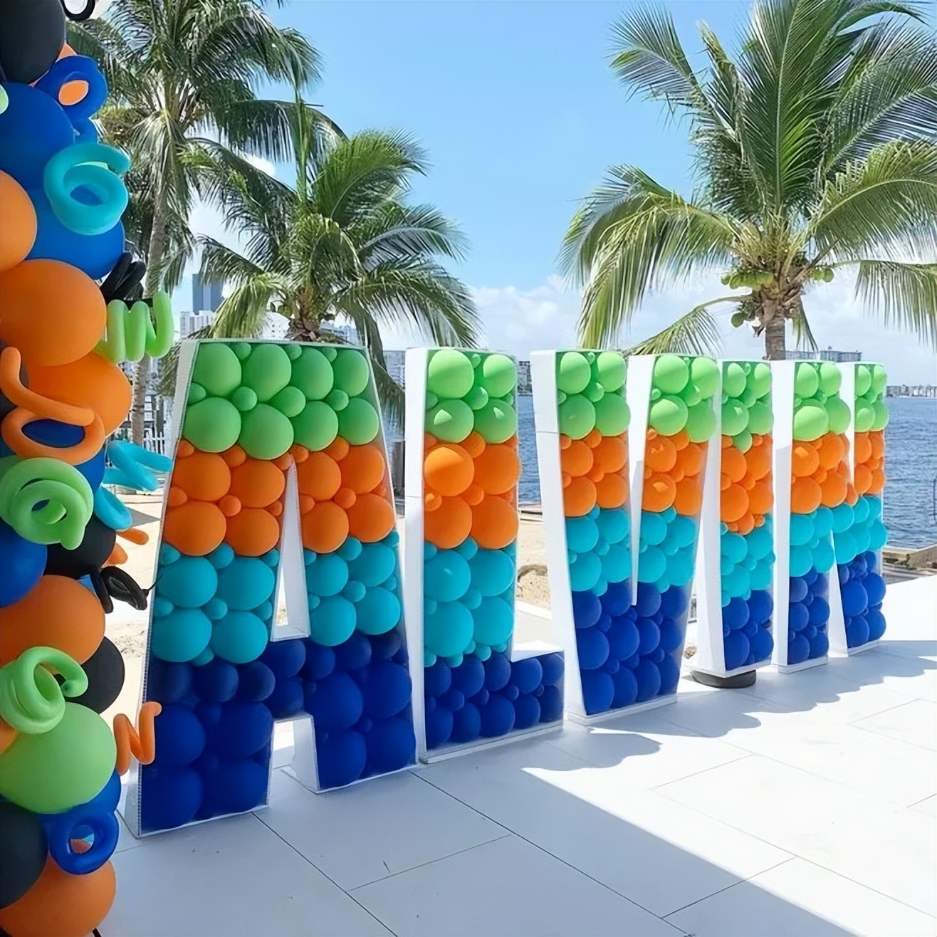 kt板创意效果图,气球kt板设计