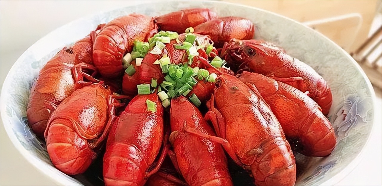 吃货必备多种小龙虾吃法,解锁让人陶醉的小龙虾吃法