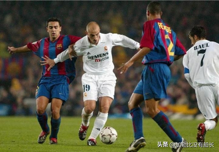 离开皇马拿过金球奖,离开五大联赛的球员盘点