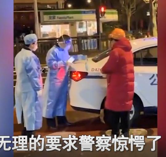 上海一骑手代购6桶泡面30个鸡蛋,上海骑手代购六桶方便面20个鸡蛋