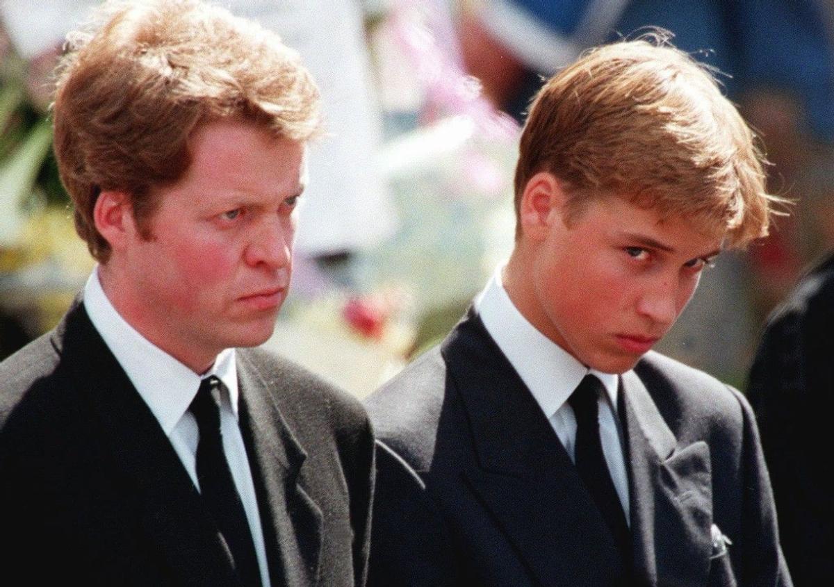 1997年,15岁威廉收到母亲送的生日礼物,3000块的手表他戴了25年