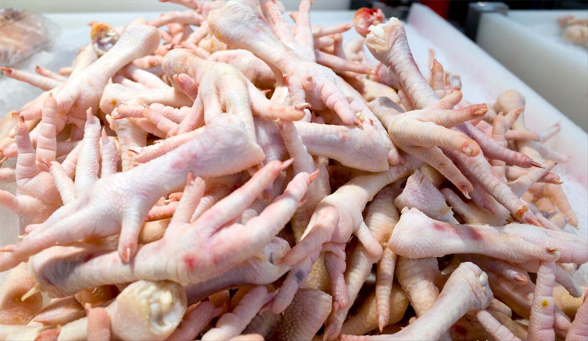 进口违法冰冻鸡脚,市场冰冻的鸡脚曝光