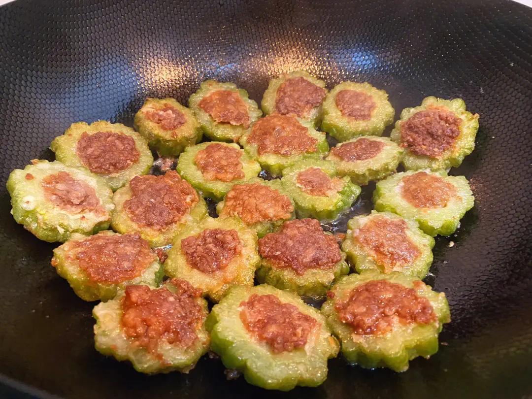 美味食谱广西的绝佳美食之一,广西凉拌柠檬鸭头的做法