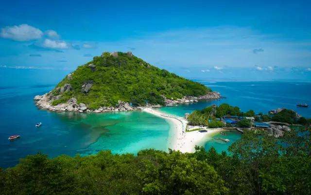 泰国国王是最有钱的吗,世界上最富有的泰国国王