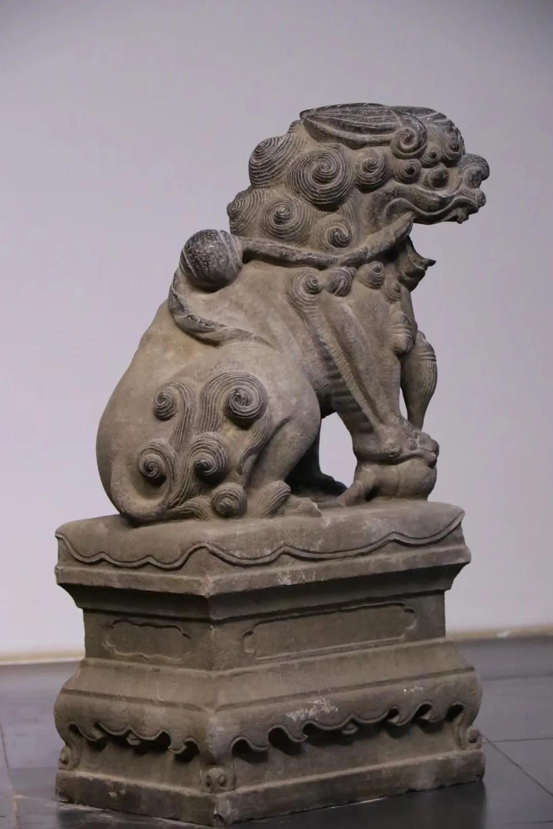 迎门石狮子,迎门狮一对