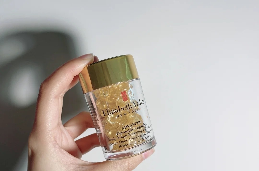 大牌眼精华哪家强？给大家总结几款，淡纹淡暗沉，你用过哪个呢