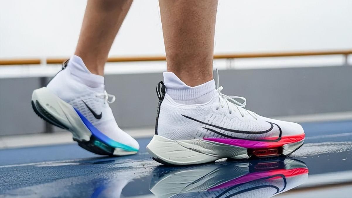 李宁缓震科技与耐克气垫对比,李宁和阿迪的缓震