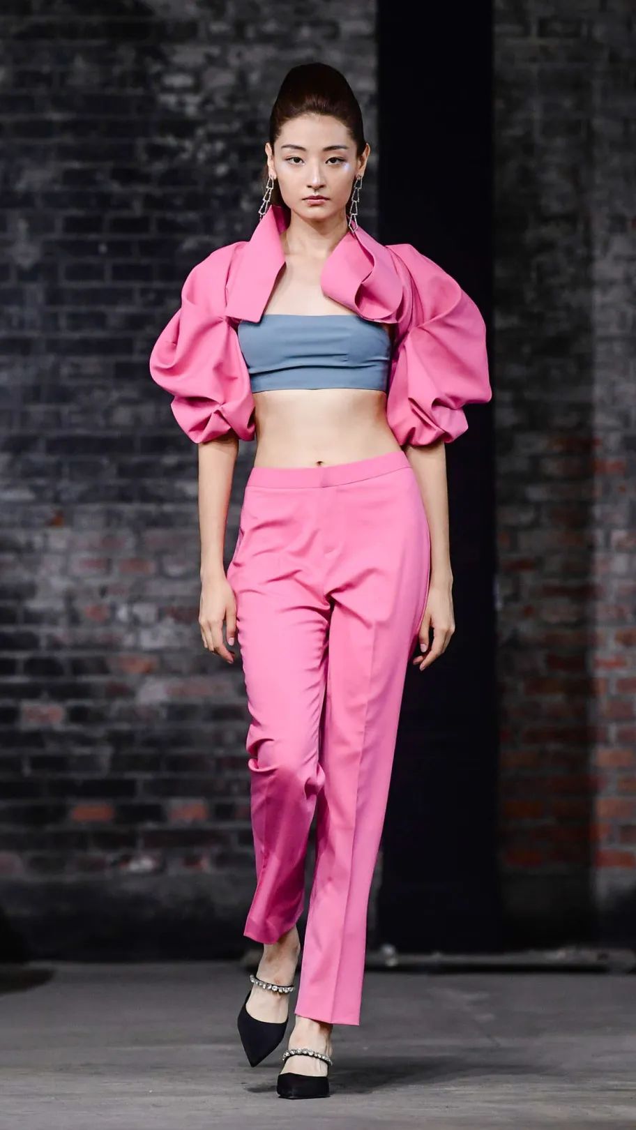 2023春季流行款式,2023年中年夏季流行款式