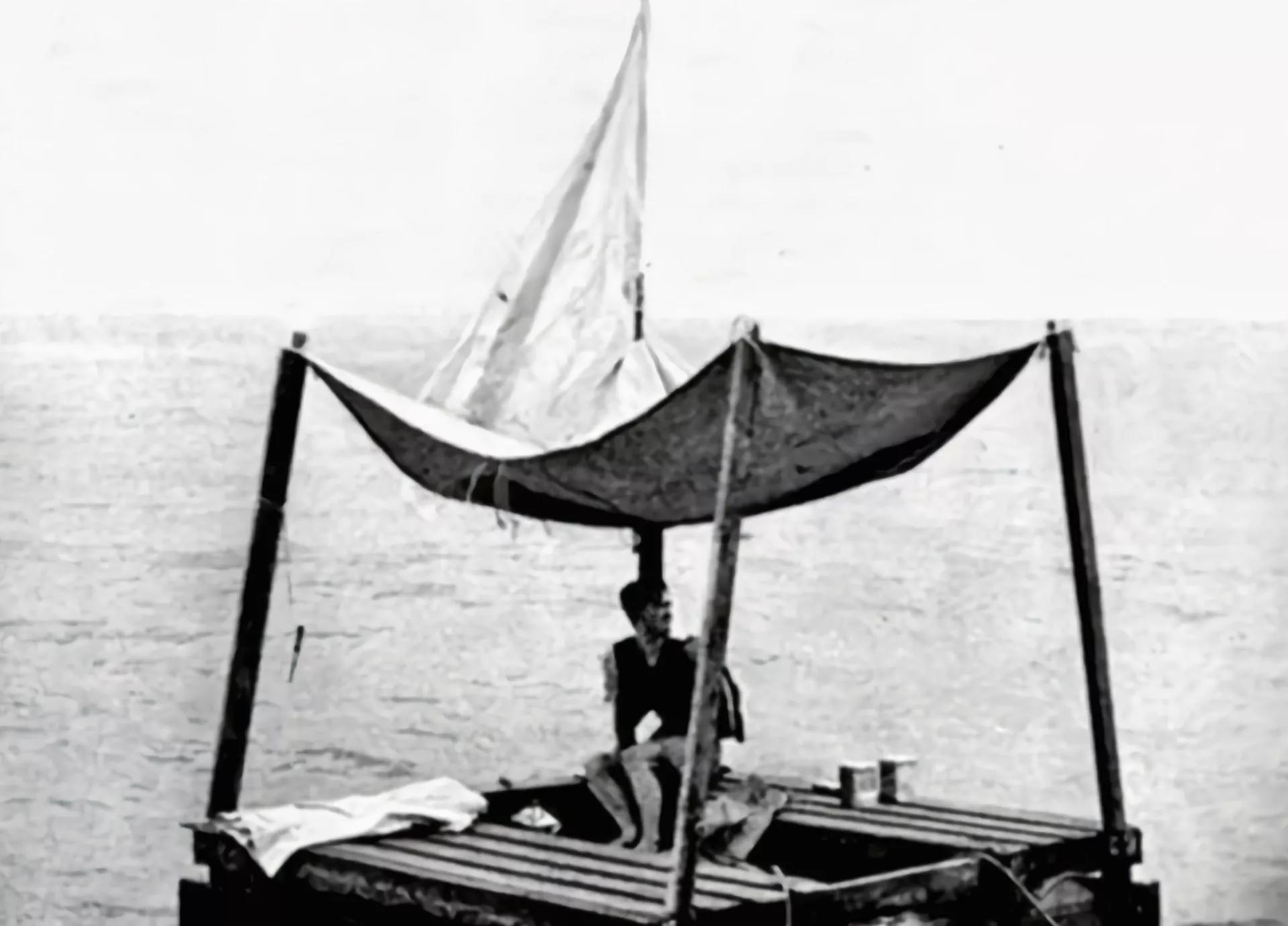 小伙落入海洋喝鸟血支撑133天,中国小伙海上漂流133天喝鸟血为生