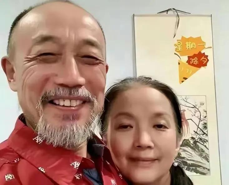 六十六岁的孙海峰在美国捡垃圾,孙海英事件捡垃圾