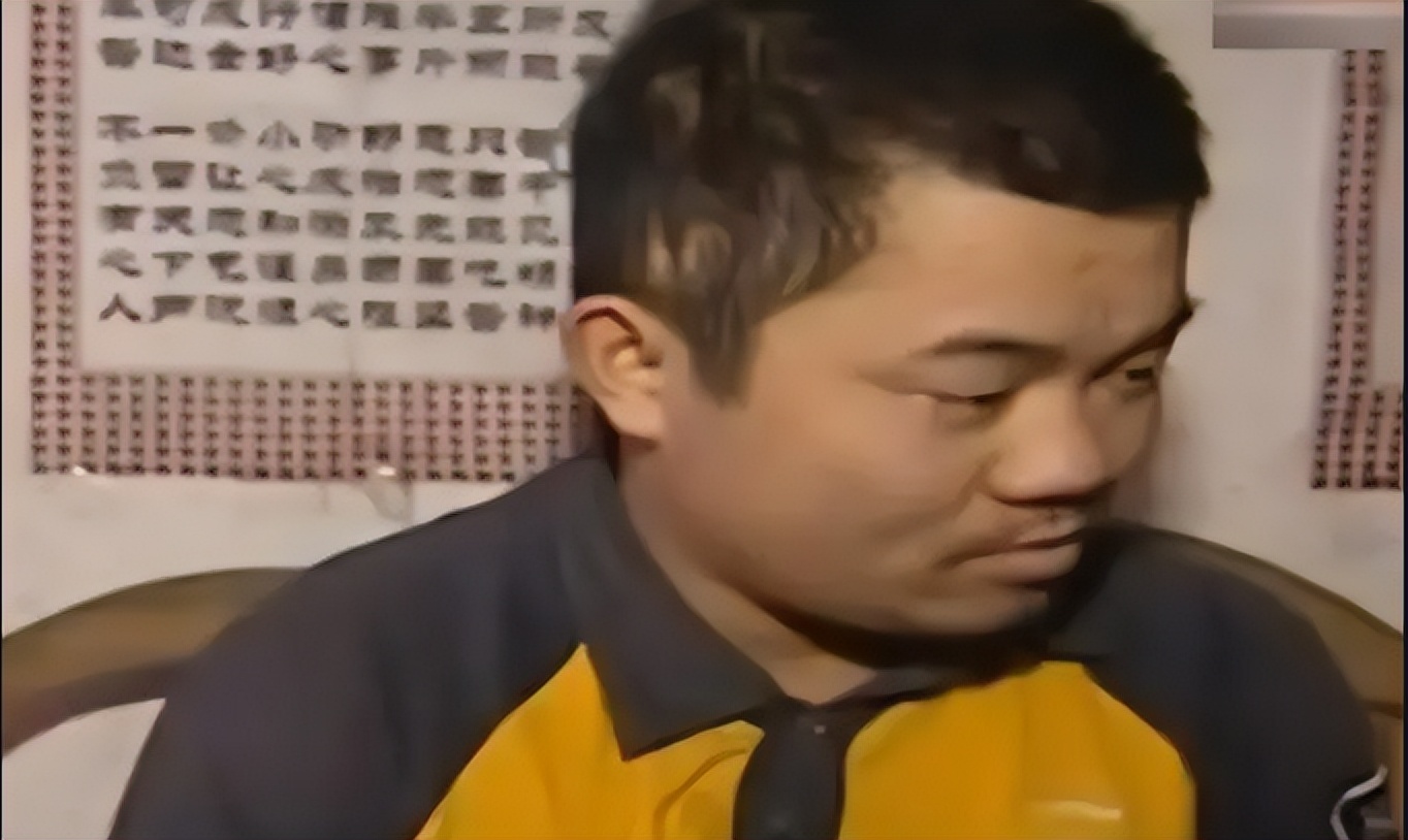 复旦大学生躺床上啃老3年,复旦高材生啃老