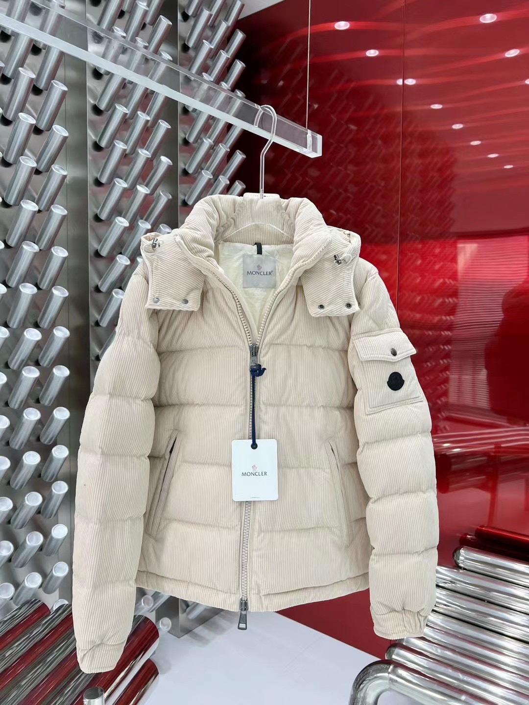 原装进口鸭绒羽绒服,蒙口羽绒服正品官方旗舰店产地