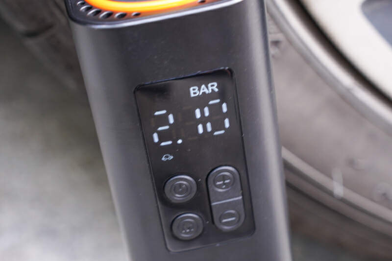 倍思超迷你充气泵产品说明书,智能充气泵评测