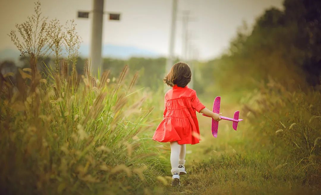 提前收到给孩子准备的儿童节礼物,儿童节快到了给孩子准备一份礼物