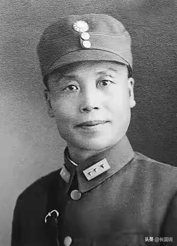 一首诗词背后的故事：毛*东泽**的《清平乐·蒋桂战争》