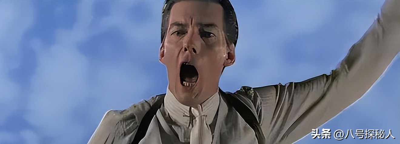 电影《铁面无私》中的犯罪与正义：一个30年代芝加哥的故事