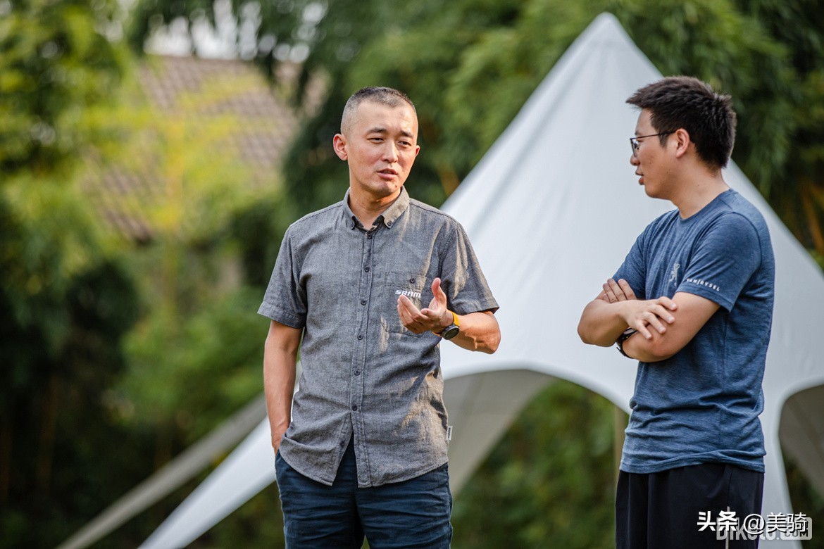 迪卡侬新款公路车发布会,迪卡侬公路车测评