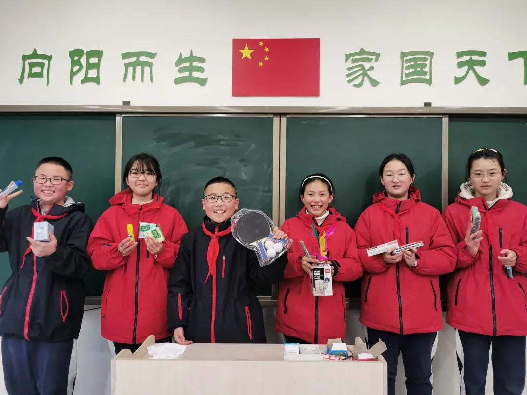 开学啦听听新生的感受,开学了看一下宿舍的环境