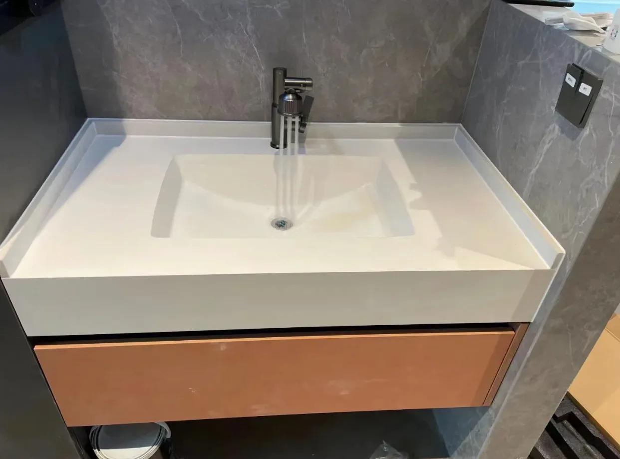 浴室柜是陶瓷一体盆好还是岩板好,网购浴室柜终于安装了