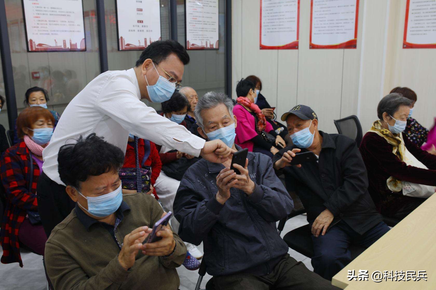 绉诲姩5g鐢佃瘽瀹㈡湇,涓浗绉诲姩5g鎵嬫満瀹㈡湇