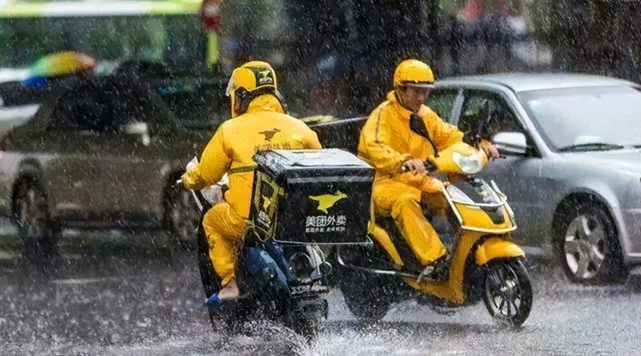 中国高级技工缺2200多万，本科生毕业没工作，技校招生却无人问津