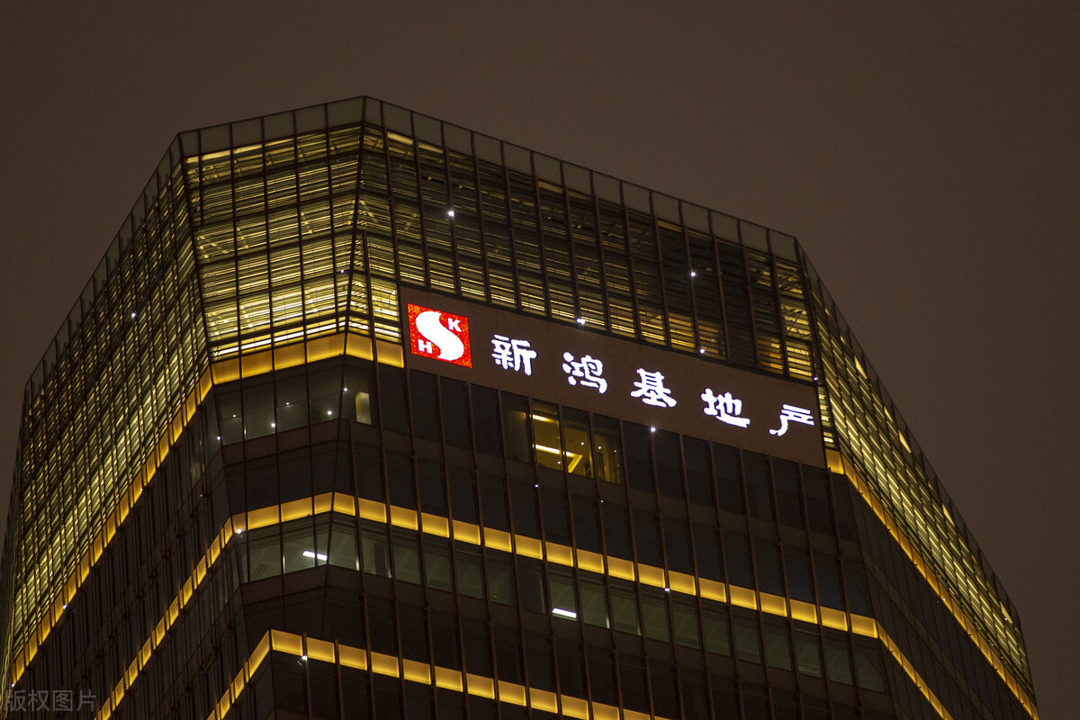 一个时代的逝去一段岁月的追忆：港圈辉煌三十年，豪门盛宴终须别