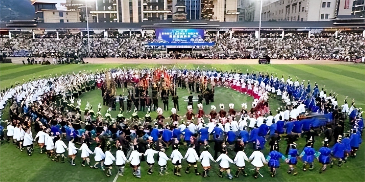 贵州村超联赛双方打架,直击贵州“村超”足球之夜