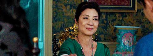 带1000万珠宝进组，谈18年恋爱不结婚，彪悍的人生不需要解释