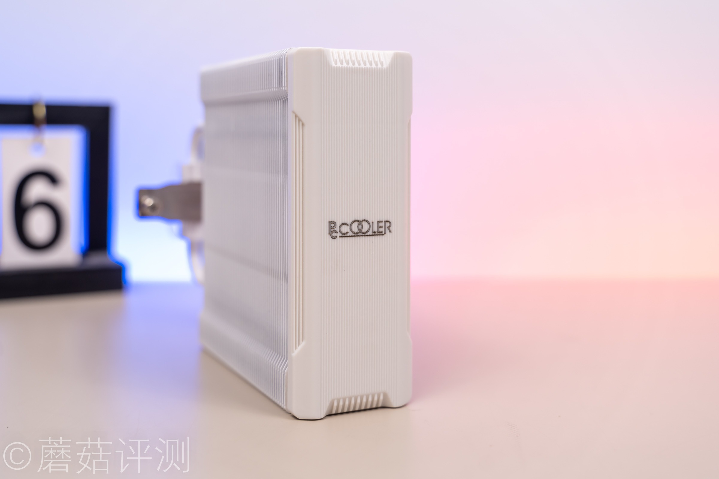 超频三东海ex6000的风扇怎么卸下,东海超频三ex6000有灯光吗