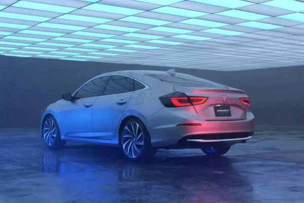 本田混动车换电池,丰田混动电池坏了可以开吗