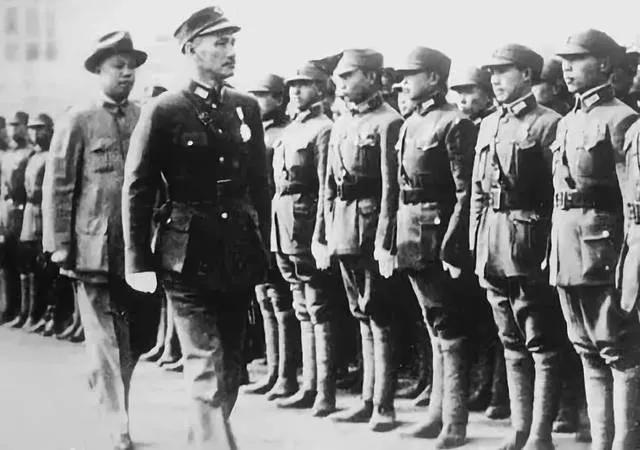 国共两*党**都推崇的抗日名将，周恩来称其为“黄埔之英，民族之雄”